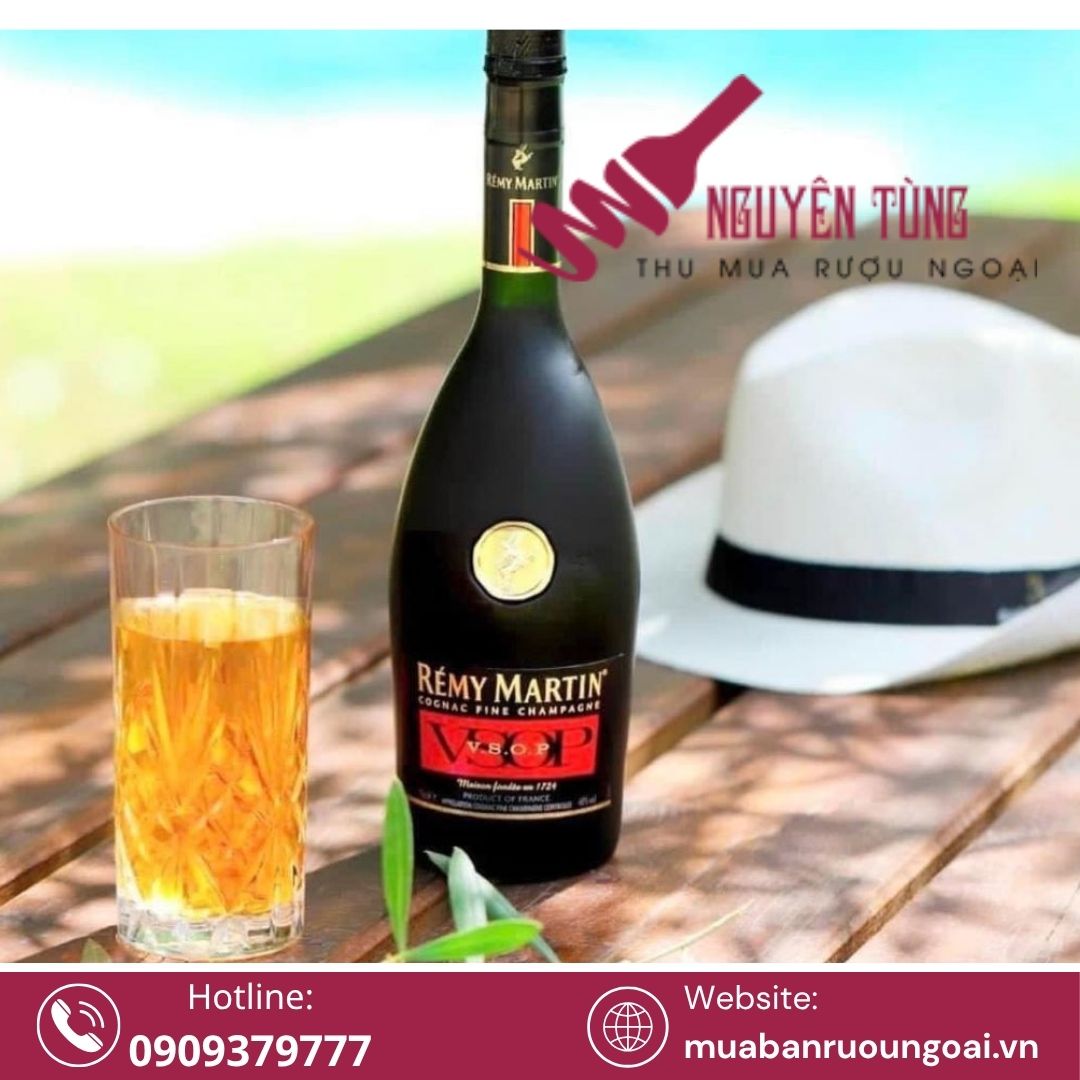 Rémy Martin VSOP – một trong những dòng cognac bán chạy nhất toàn cầu – được mệnh danh là “trái tim của dòng rượu Rémy”.