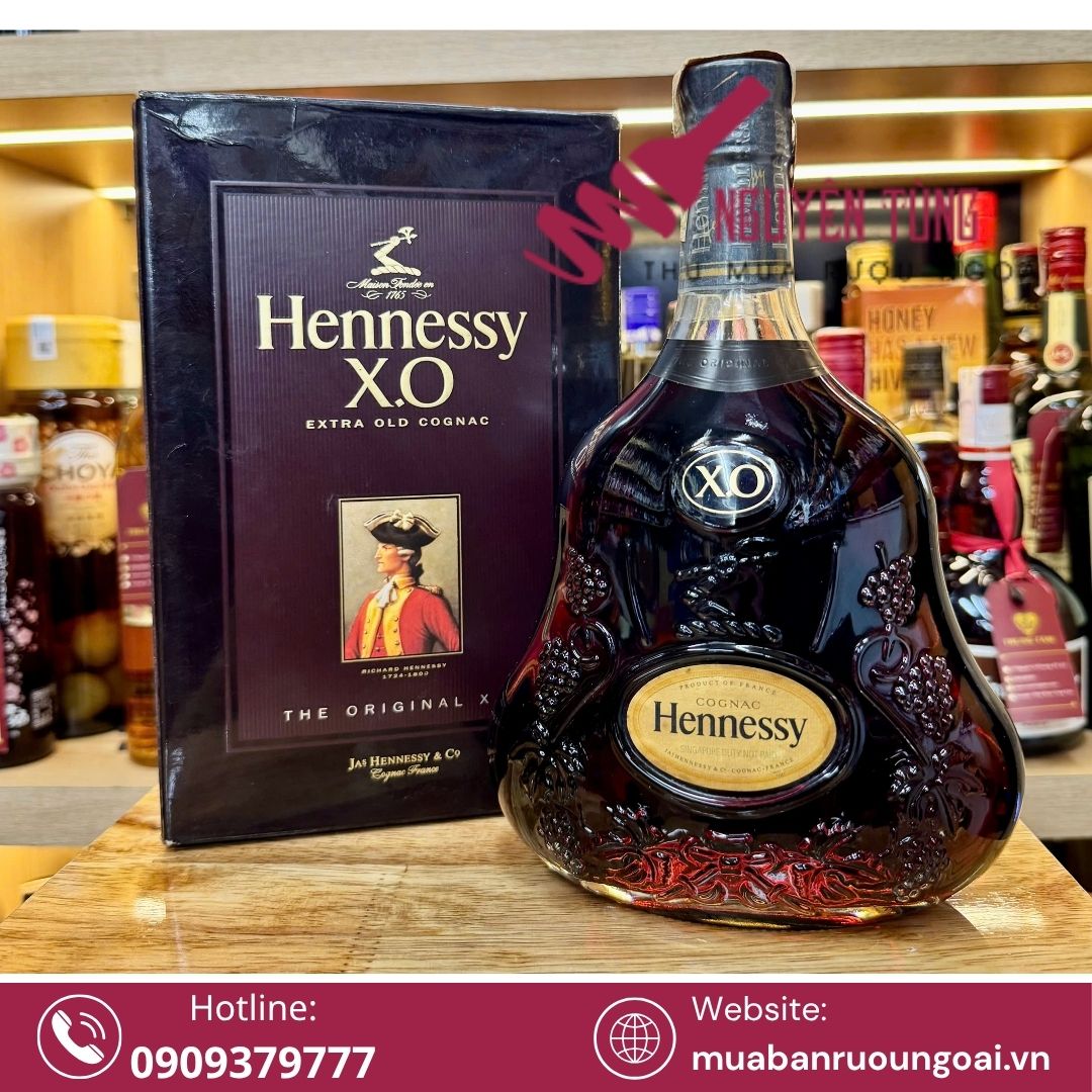 Những điều cần biết trước khi bán rượu ngoại lâu năm sẽ giúp bạn nắm được cách định giá chính xác, tránh bị ép giá và biết chọn đúng nơi thu mua uy tín.