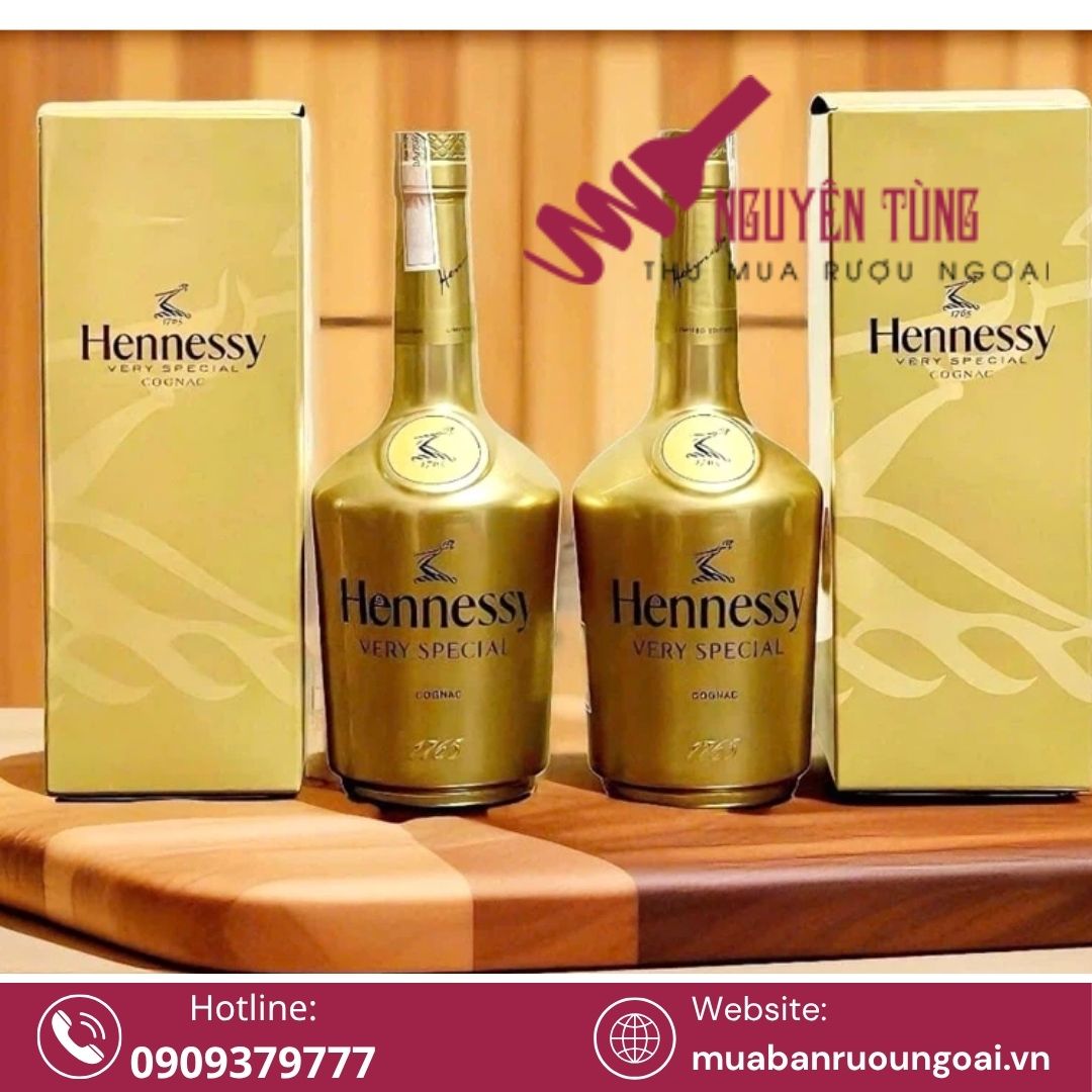 Giá rượu Hennessy chính hãng tại TP.HCM 2025 khá ổn định, chỉ tăng nhẹ dịp lễ Tết hoặc phiên bản có bao bì đặc biệt.