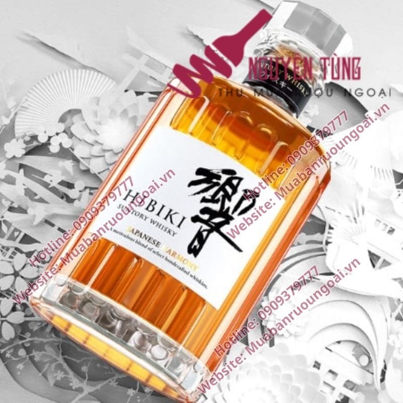 Rượu xách tay và vấn đề thuế nhập khẩu là một chủ đề nóng, đặc biệt trong những dịp lễ Tết khi nhu cầu mua sắm, biếu tặng và sưu tầm rượu ngoại tăng cao