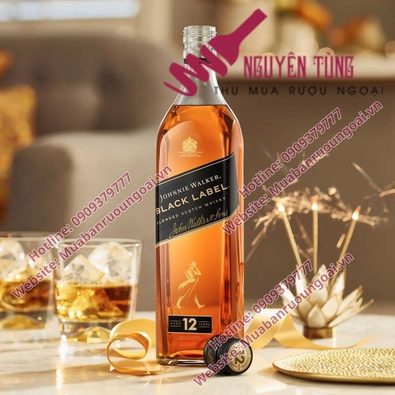 Rượu Johnnie Walker Black Label 12 năm là dòng whisky mang đậm phong cách Scotland cổ điển: mượt mà, khói nhẹ, ngọt dịu và dễ uống.