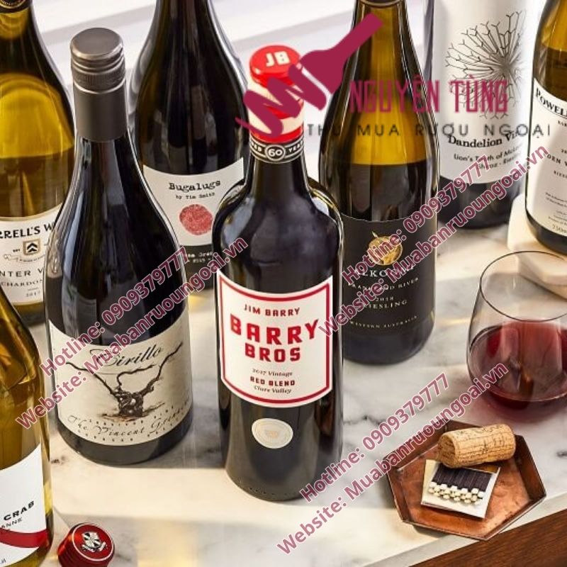 Các dòng rượu tây nhập khẩu được ưa chuộng nhất tại Việt Nam phản ánh rõ gu thưởng thức ngày càng tinh tế của người Việt.