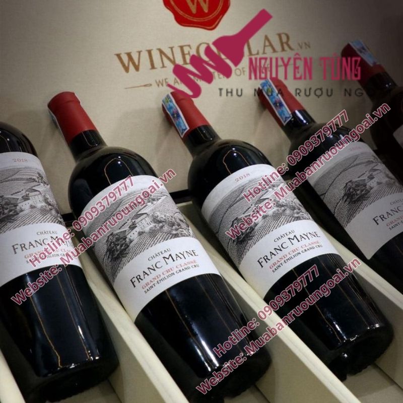 Rượu tây biếu Tết là món quà biểu trưng cho sự thành công, sức khỏe và thịnh vượng trong năm mới.Rượu tây biếu Tết là món quà biểu trưng cho sự thành công, sức khỏe và thịnh vượng trong năm mới.