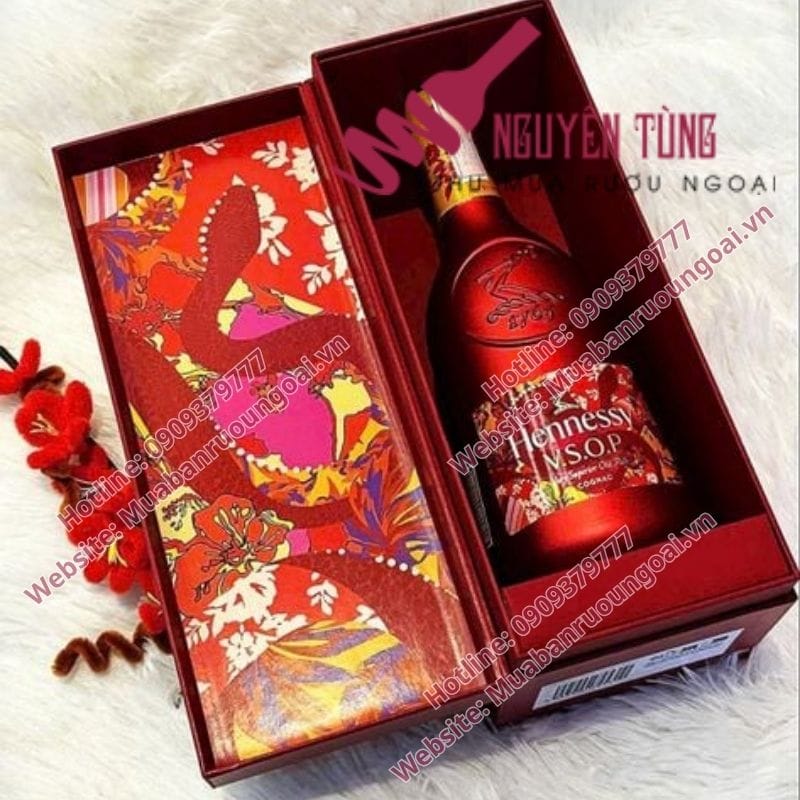 Rượu ngoại nhập khẩu chính hãng không chỉ là xu hướng quà biếu Tết 2025, mà còn là cách thể hiện sự tinh tế, đẳng cấp và chân thành của người tặng.