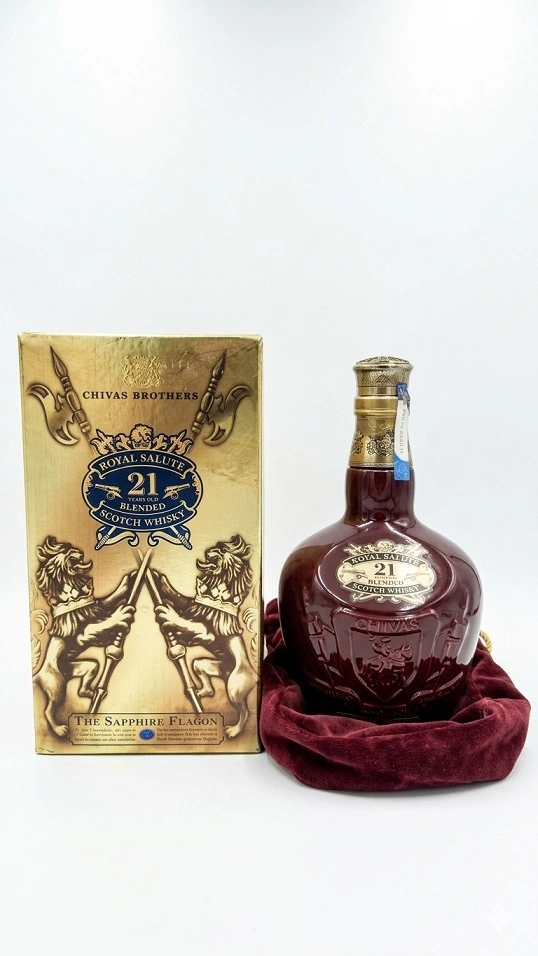 Rượu Royal Salute 21 YO Mẫu Cũ